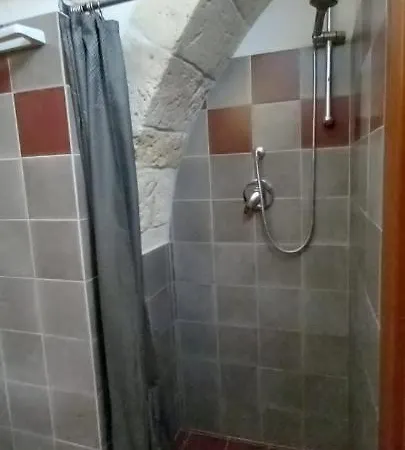 Ambrosia فندق مبيت وإفطار أوريا