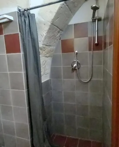 Ambrosia Oda ve Kahvaltı Oria (Brindisi)